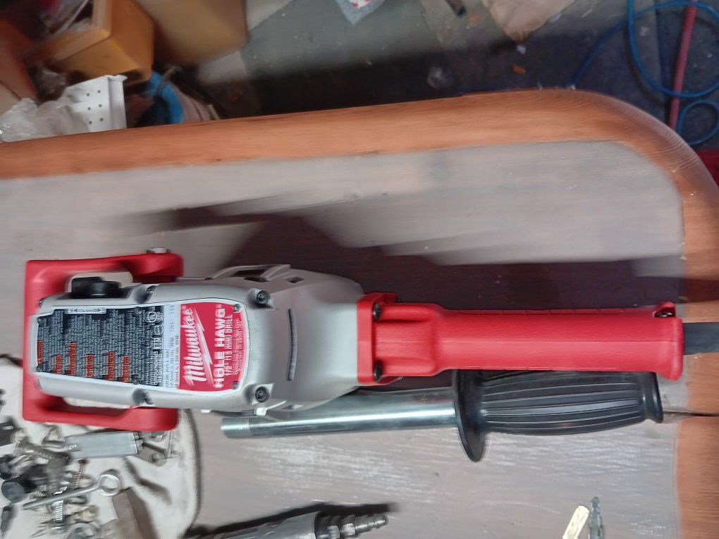 Milwaukee 1/×2 inch hole hog