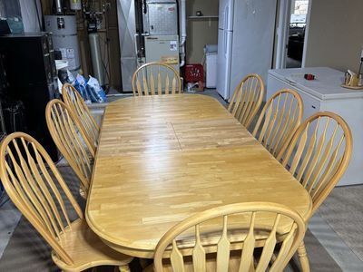 Dining table and 8 chairs