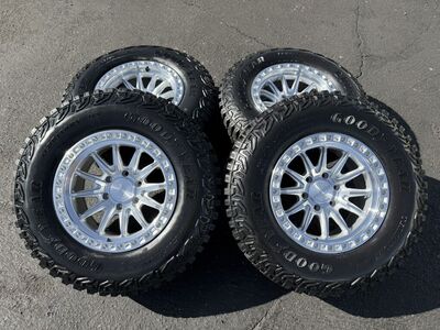 New Goodyear MT 285/70r17 Silver Arena 6x5.5 Chevy