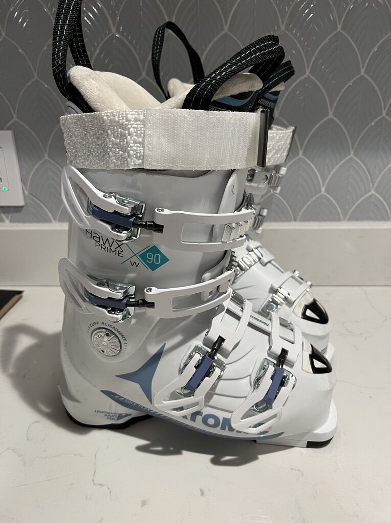 Atomic Hawx Prime ski Boots 22/22.5