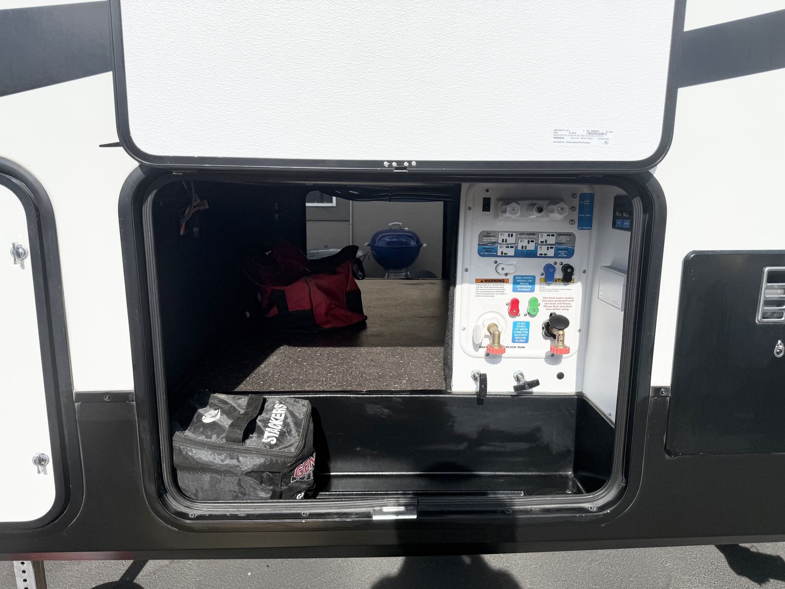 Main image 14