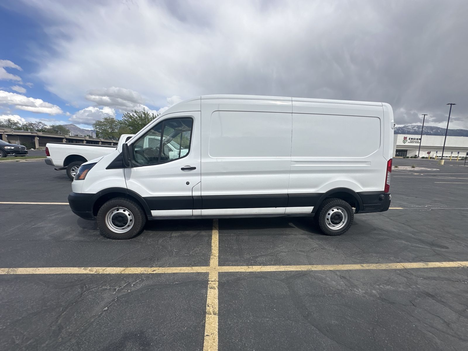 2019 Ford Transit 