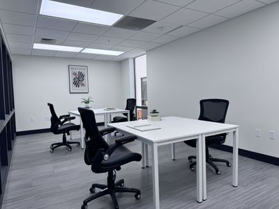 This Summer, Give Your Team Room to Grow at Regus on Harrison Boulevard!