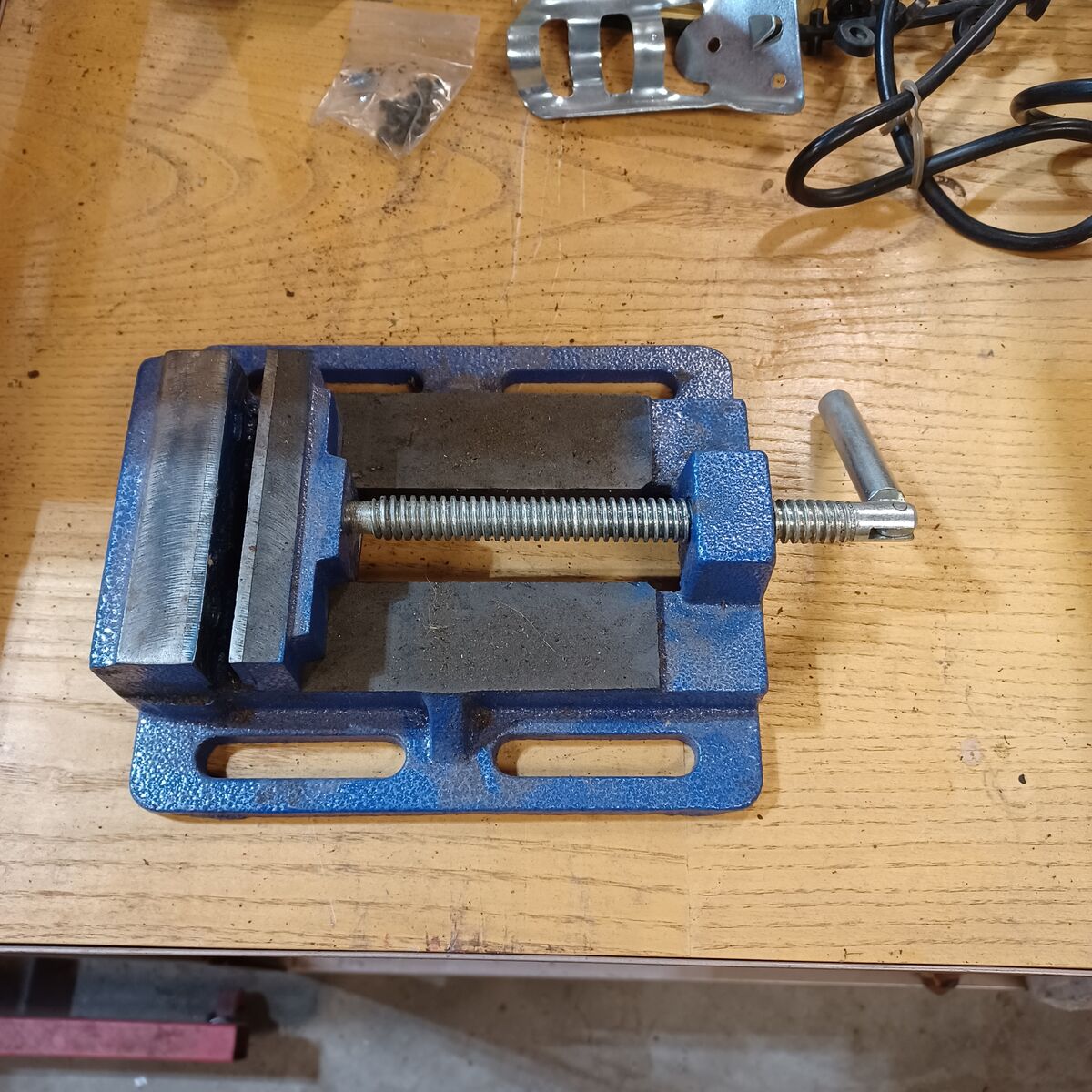 Drill vise