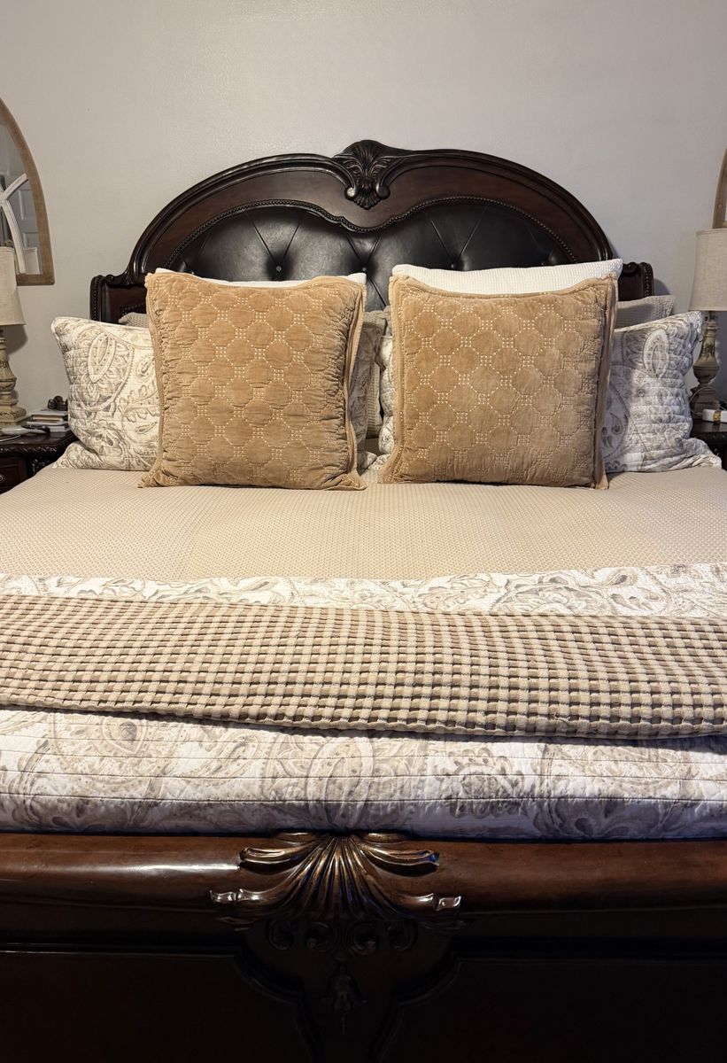 King Bedroom Set