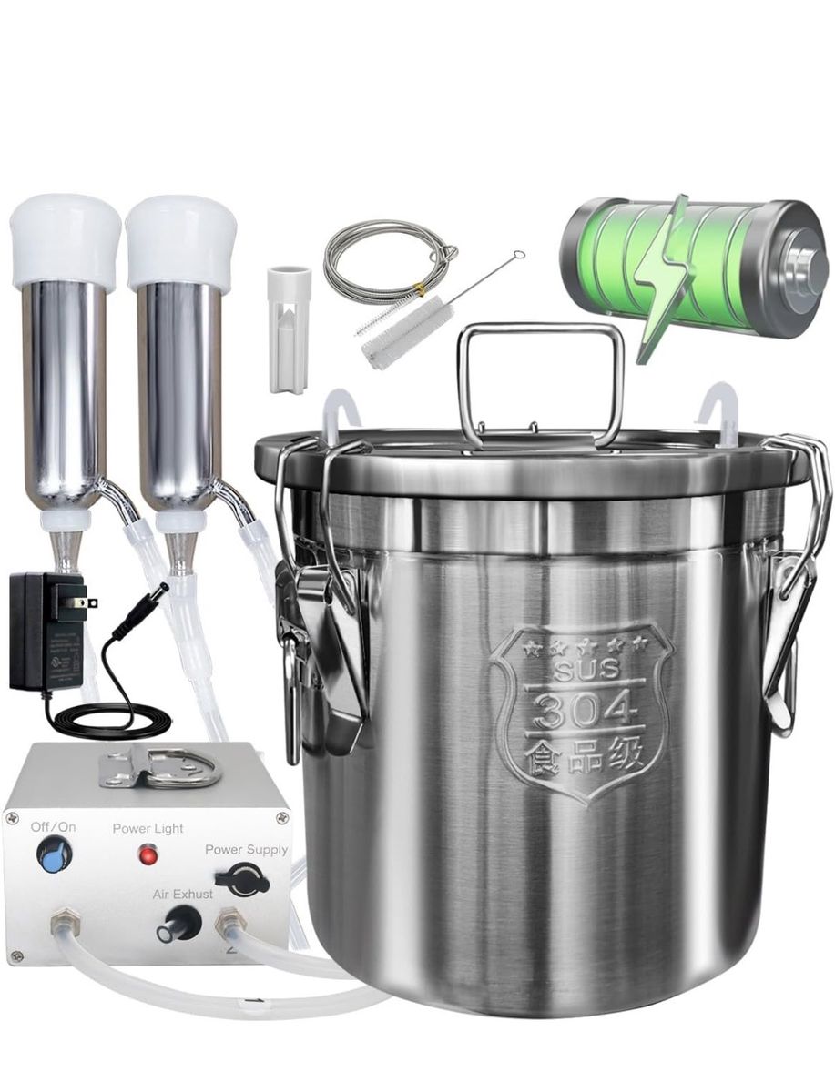 Cow/goat milking machine