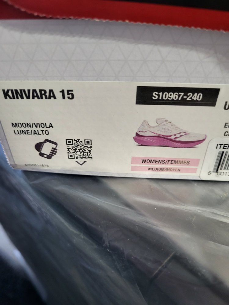 Womens* Saucony Kinvara 15* Size: 10