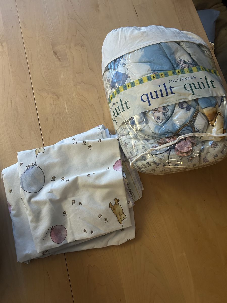 Vintage Winnie the Pooh childhood bedding