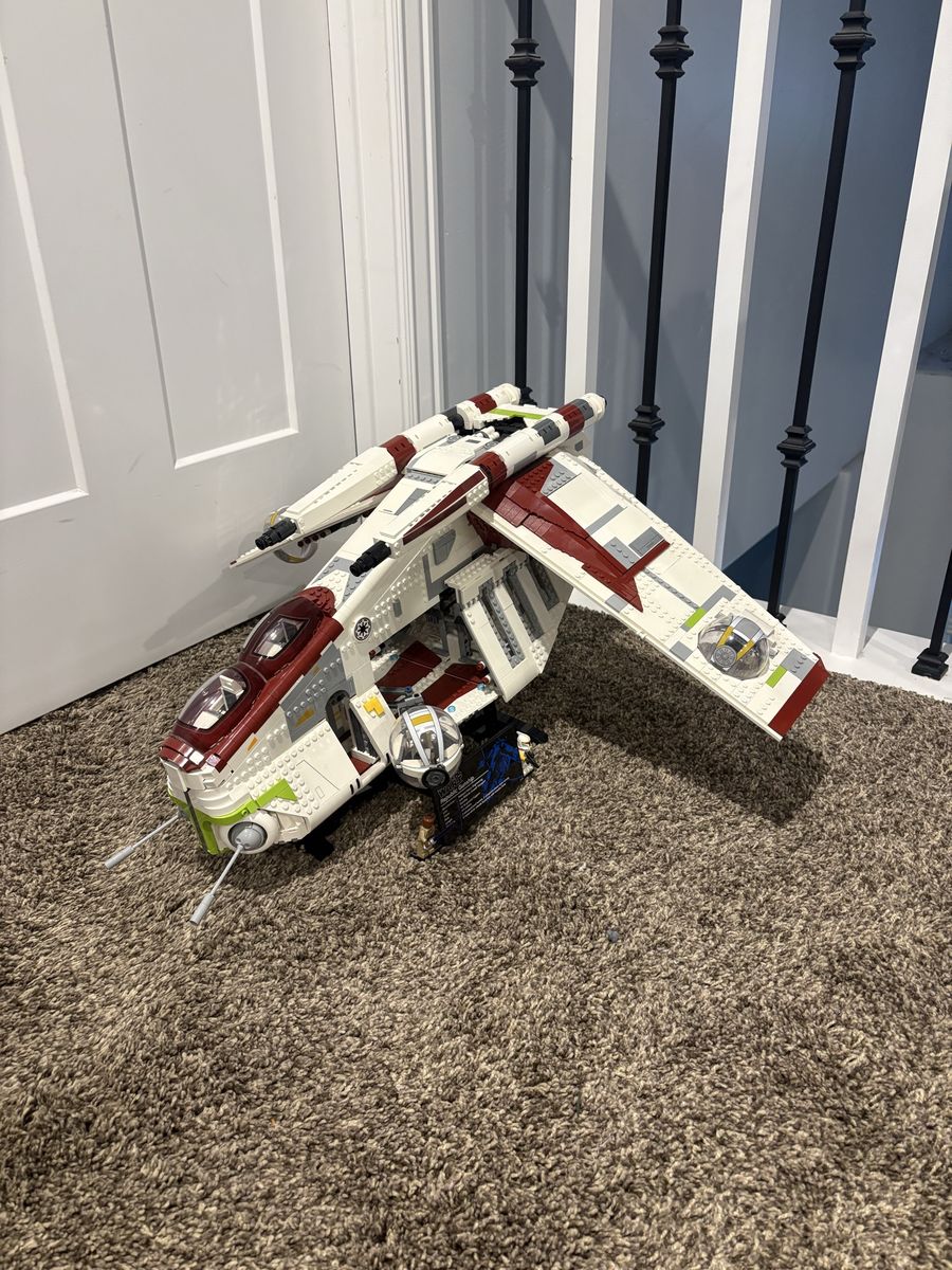 Star Wars Lego UCS Republic Gunship
