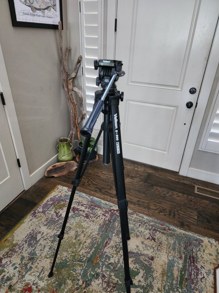 Main image 3