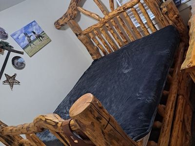 Custom Pine Queen Bed w/ 4 drawers