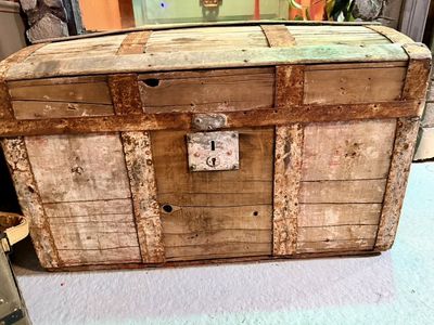 Antique Pioneer Trunk – 1850s Era