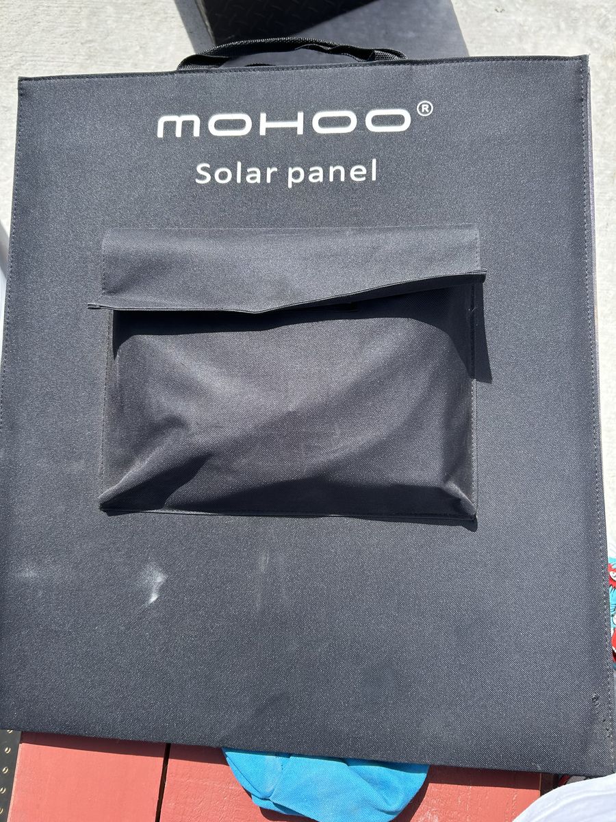 Mohoo 100W Portable Foldable Solar Panel with MC4 Connector Cables