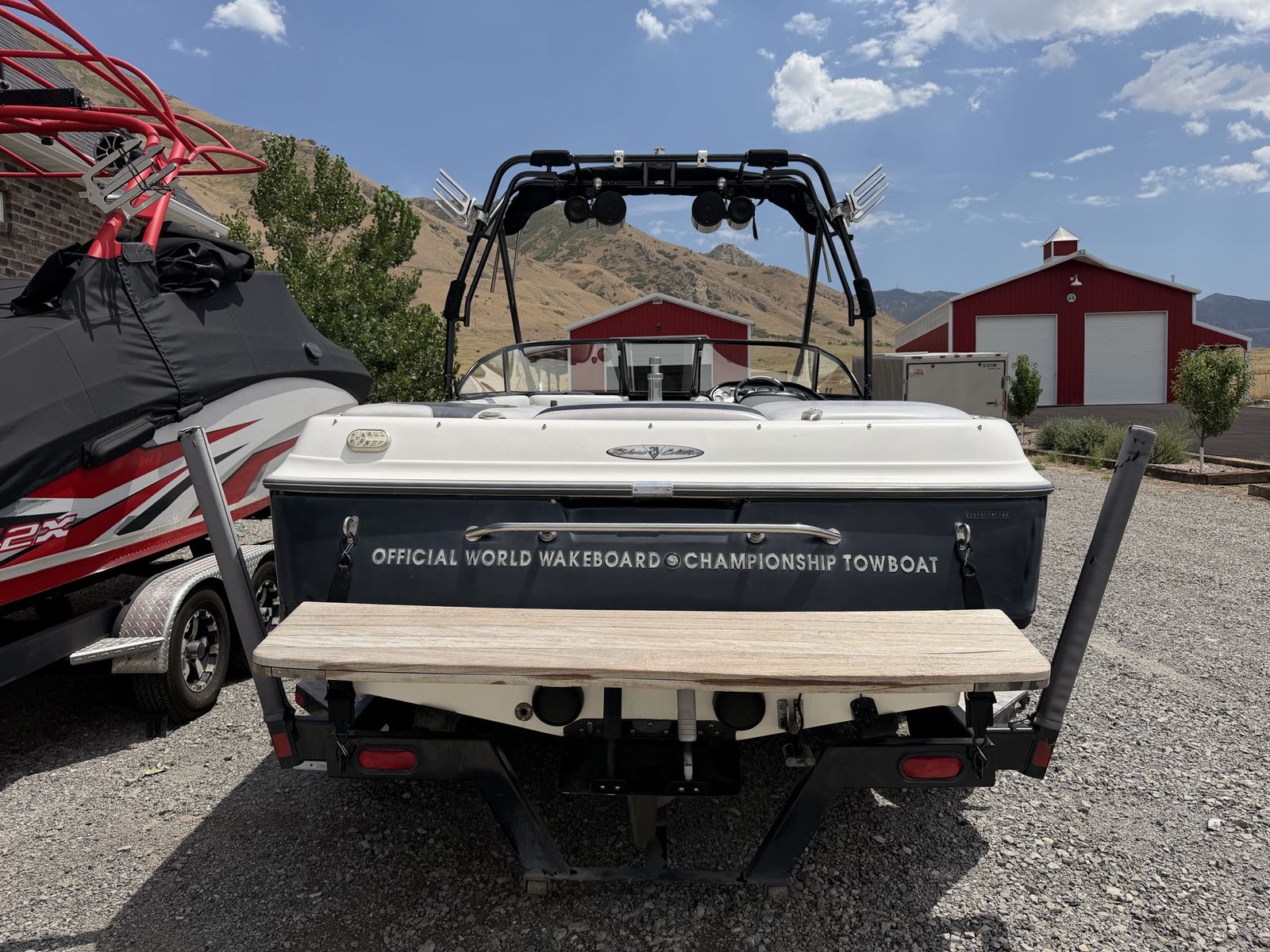 Main image 8