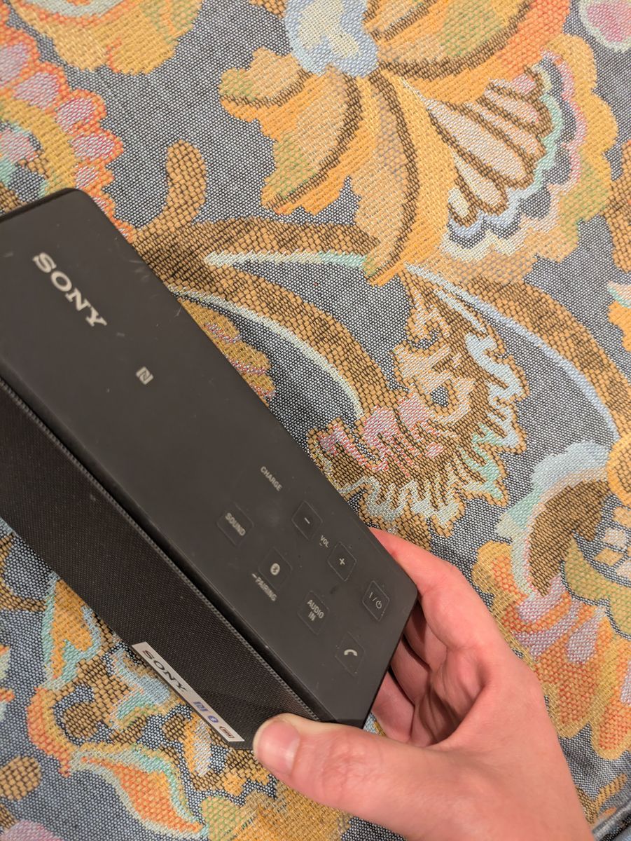 Sony bluetooth speaker