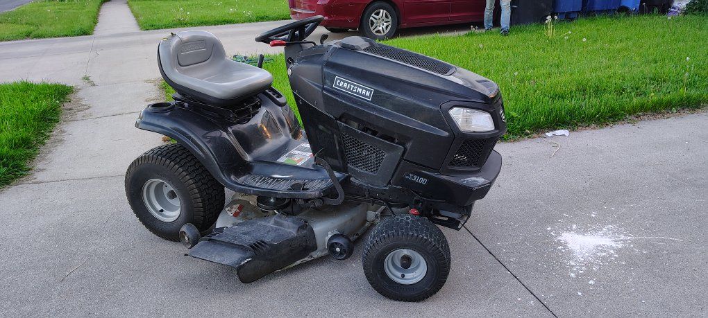 Craftsman Riding Lawm Mower
