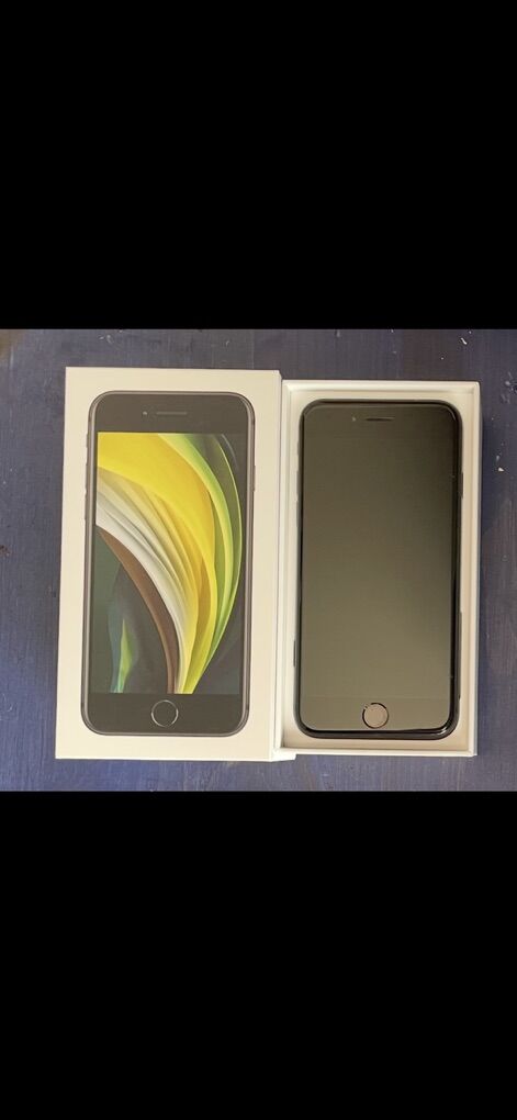 iPhone SE (2020) Unlocked