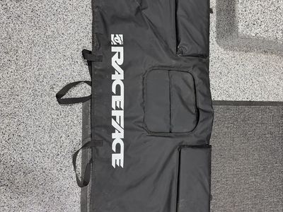 Race Face Tailgate Bike Pad – Full-Size Truck – Like New