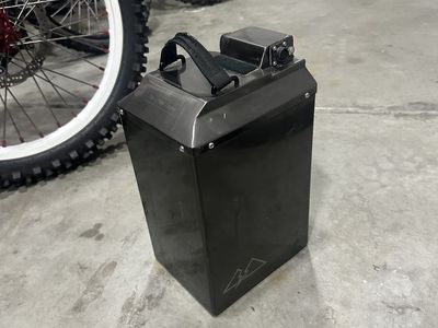 Ultra bee battery 72V 73Ah 42kW