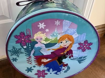 Disney Frozen Princess Elsa and Anna luggage bag with wheels