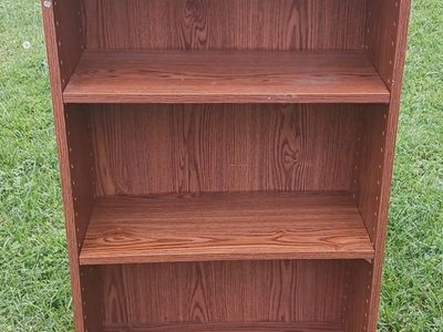 Various Bookcases, End Tables, Furniture Pieces