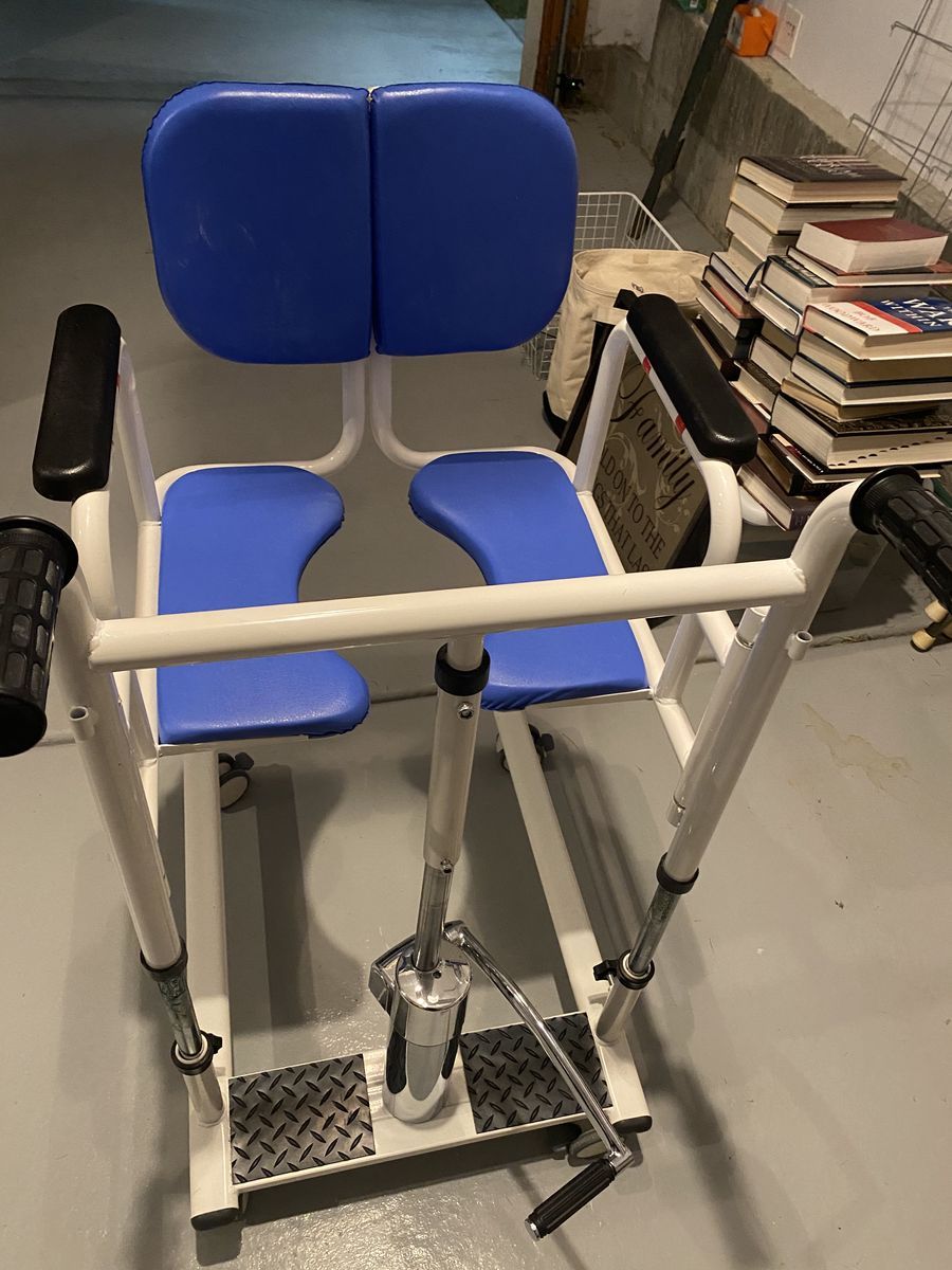 Patient Transfer Chair / Lift Chair Commode & Toilet