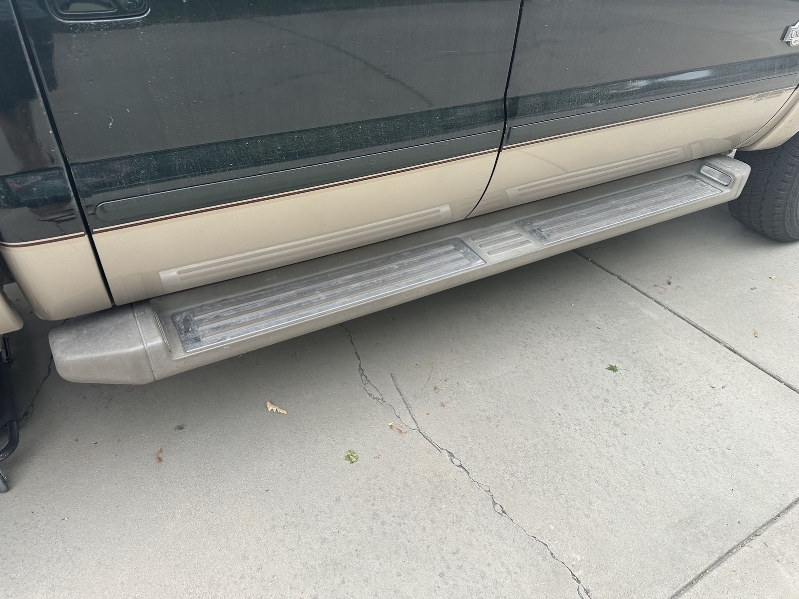 Running Boards - F-350 King Ranch