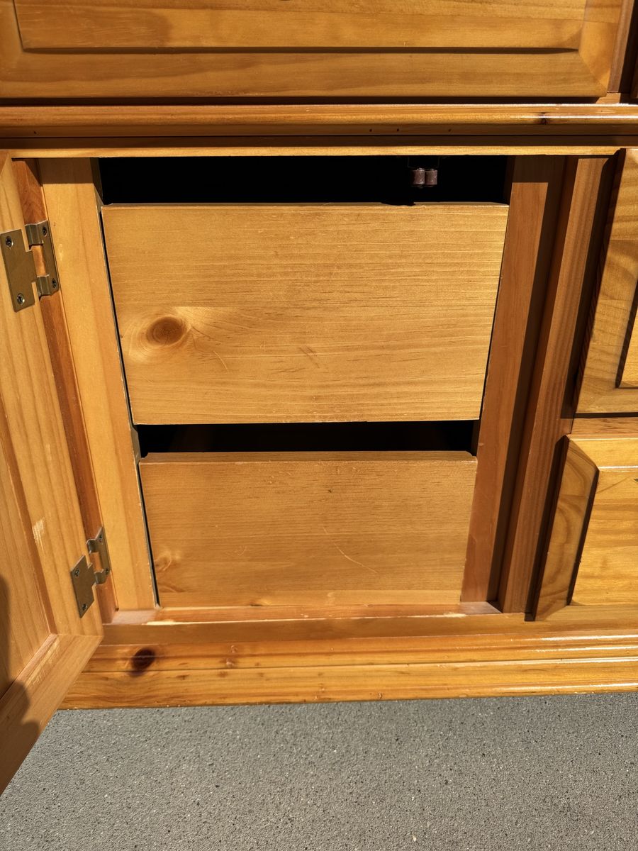 Main image 7