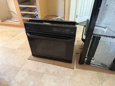 GE Profile 30" Black Electric Convection Wall Oven - JTP18BWBB - Excellent Condition