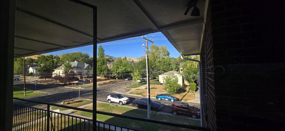 Charming Avenues Apartment with Mountain Views️!