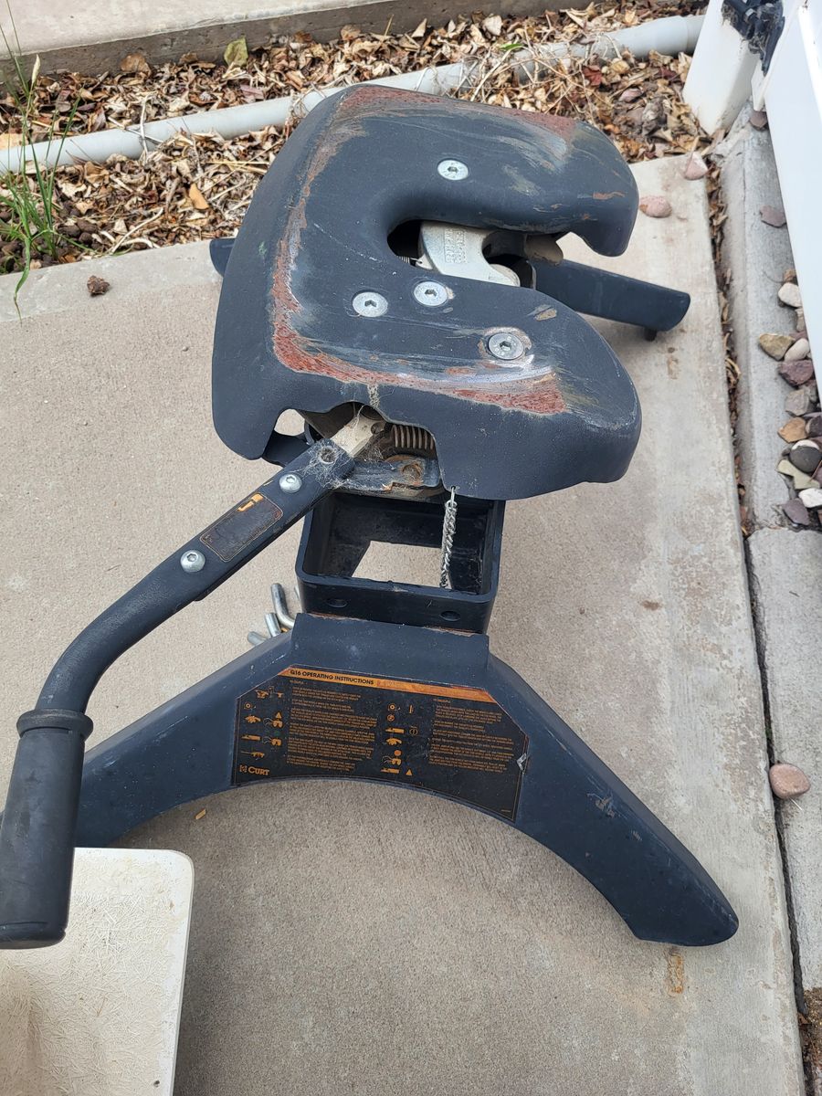 5th wheel hitch