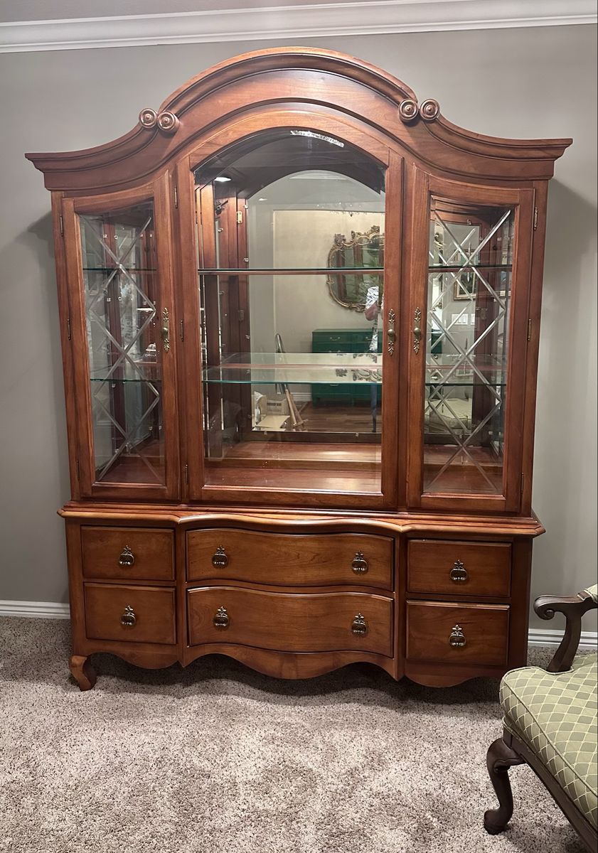 Beautiful Wood China Cabinet Storage Hutch