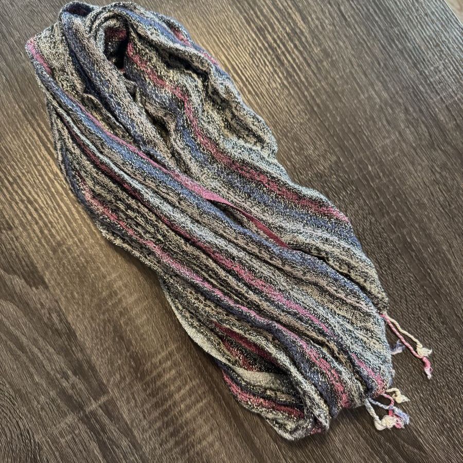Shiny scarf