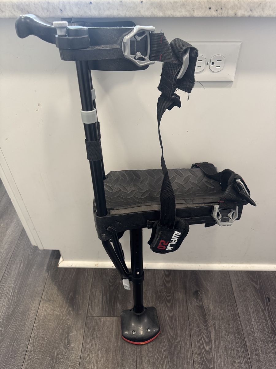 iWALK 2.0 Hands-Free Crutch Mobility Aid Broken Leg Ankle 