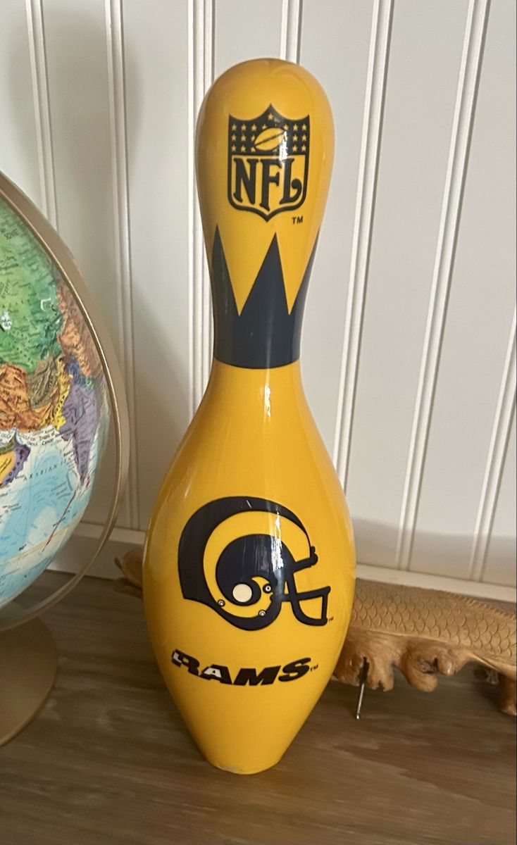 Vintage Brunswick Los Angeles Rams NFL Collectible Bowling Pin