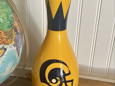 Vintage Brunswick Los Angeles Rams NFL Collectible Bowling Pin