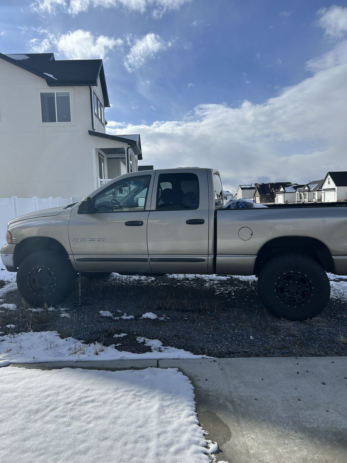 2003 DODGE RAM 2500 Laramie