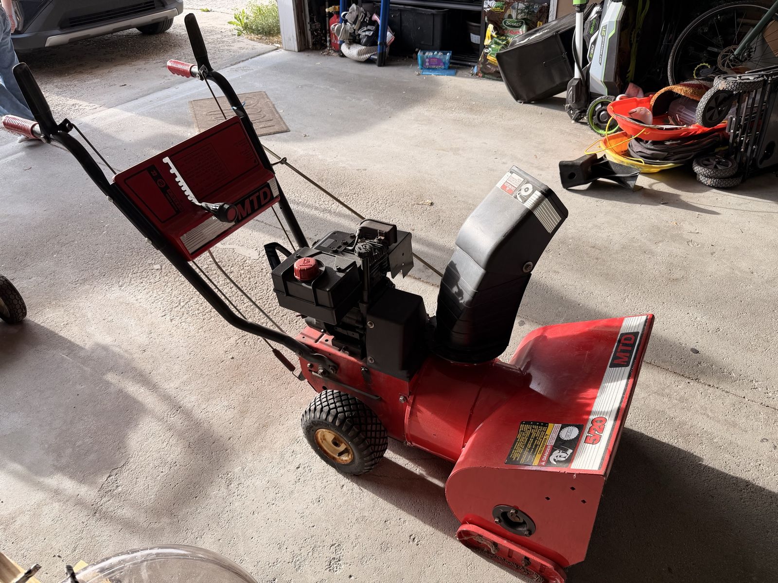 MTD 5/20 Snowblower