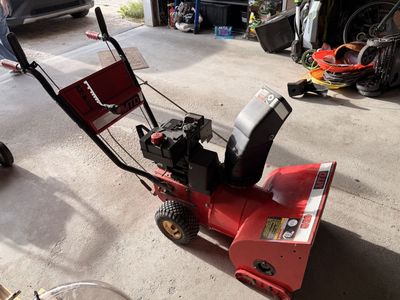 MTD 5/20 Snowblower