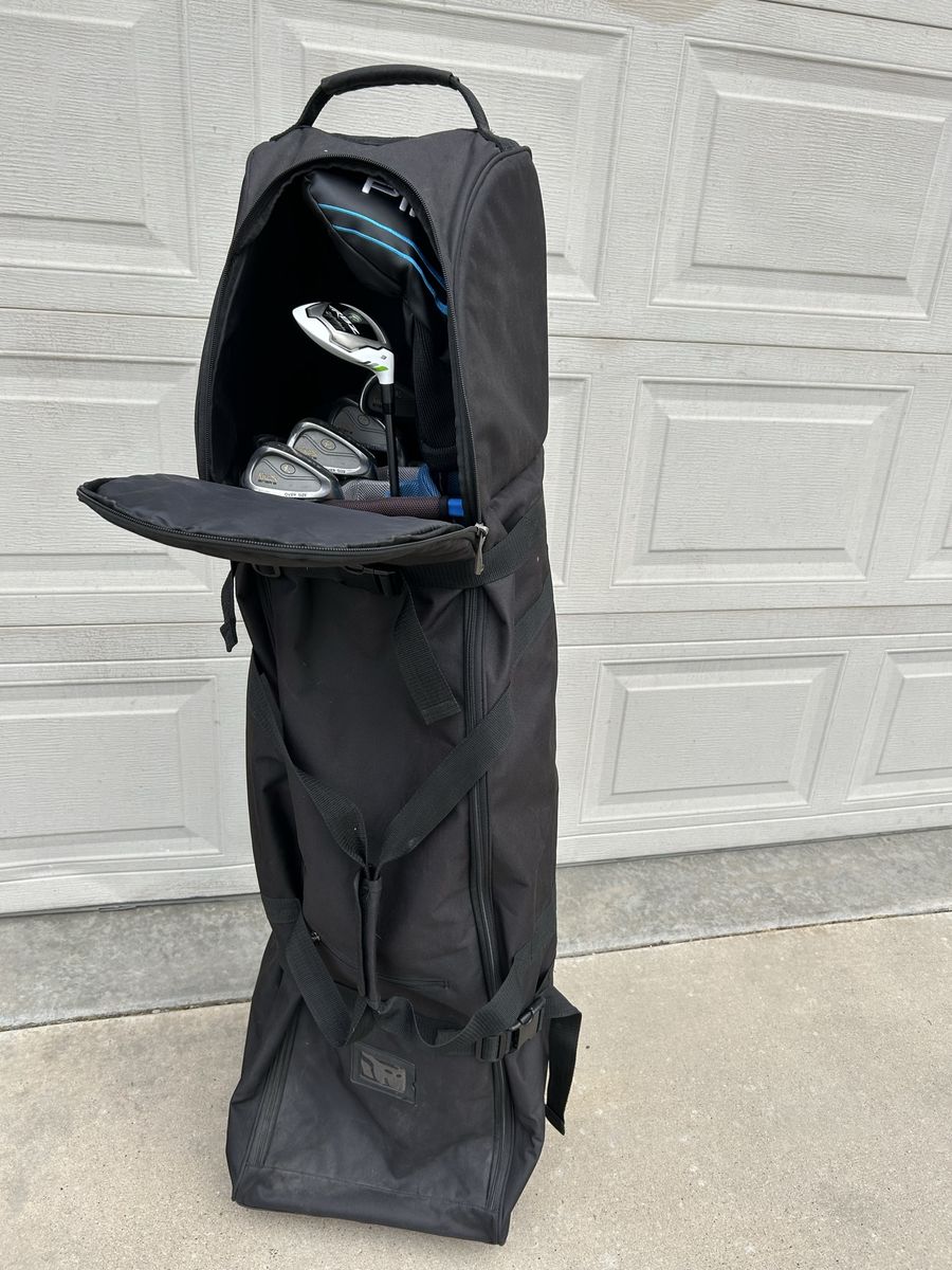 Golf Bag Travel Case - roller wheels