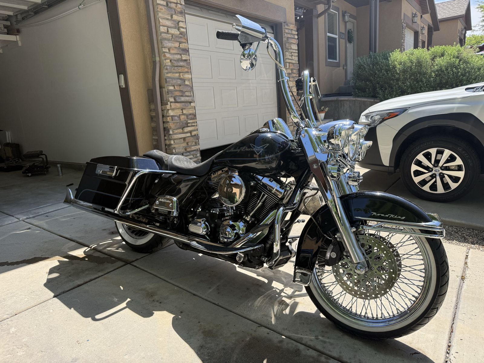 Harley-Davidson Road King Classic FLHRCI, Black, Cruiser Motorcycle