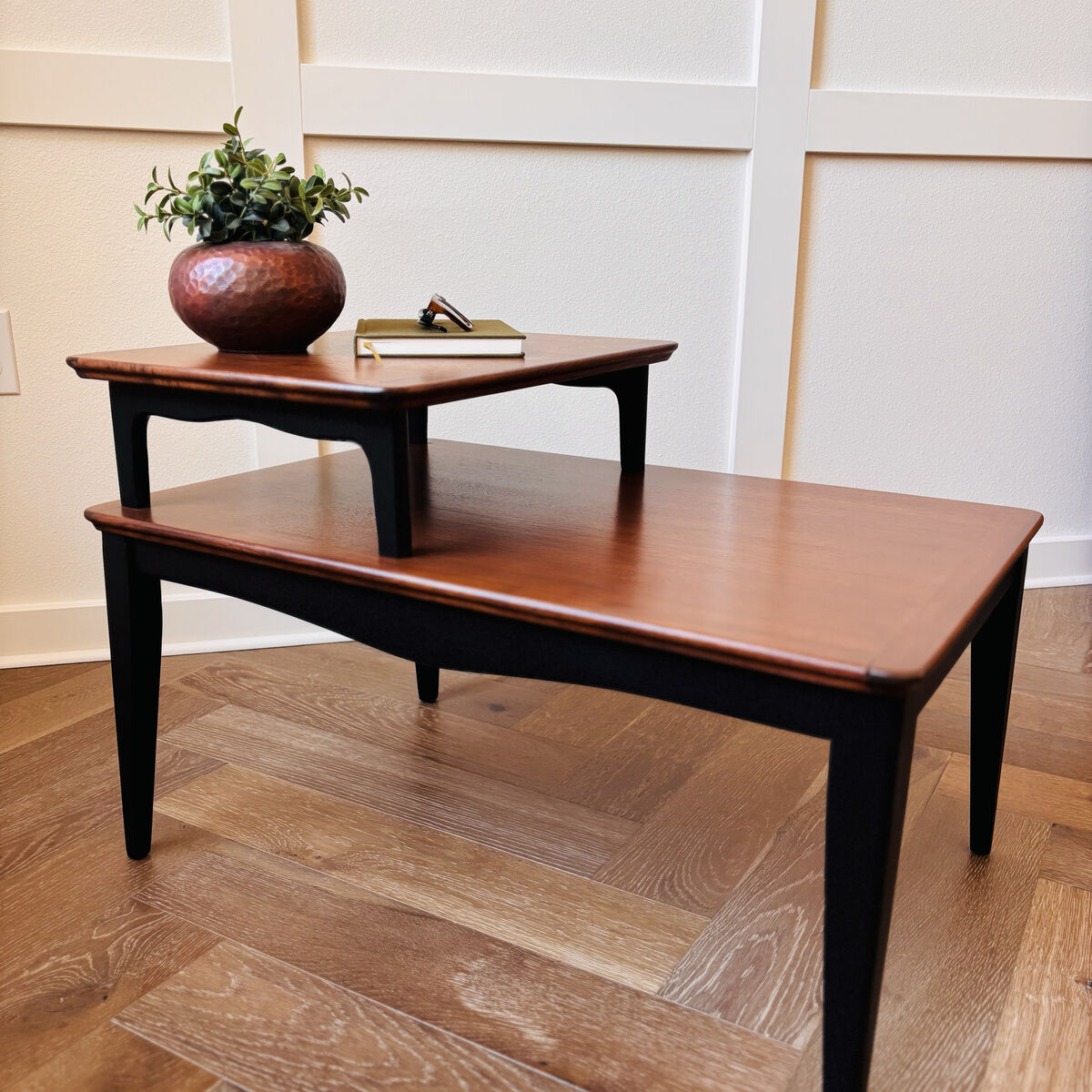 Vintage MCM End Table/Nightstand