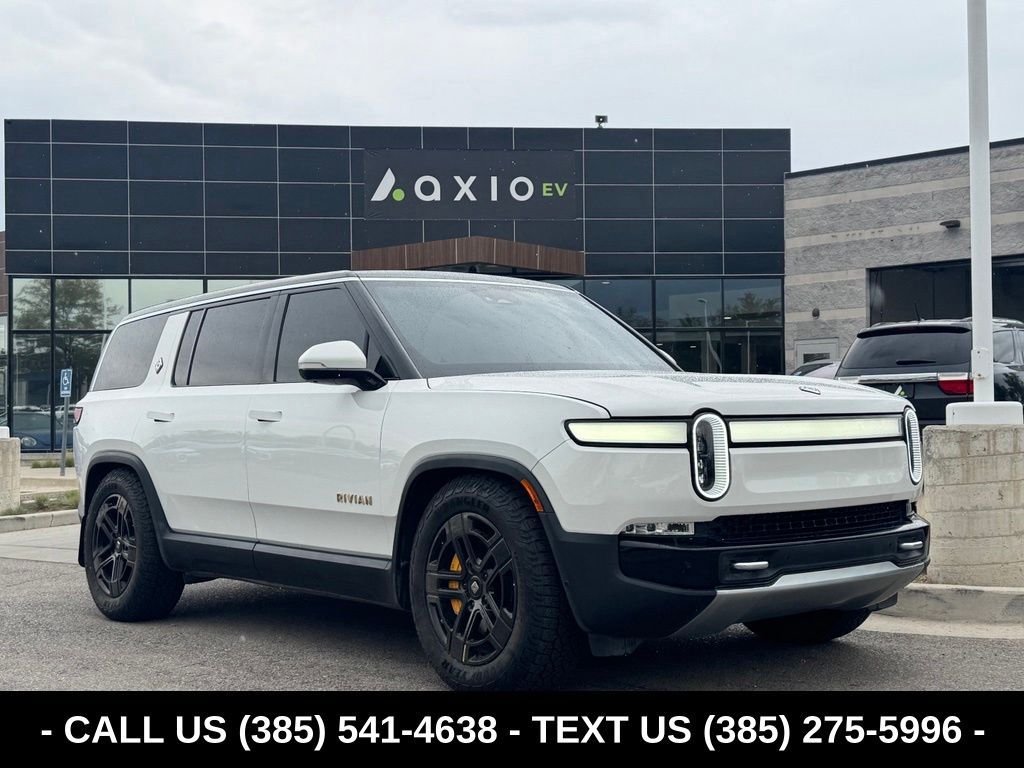 2023 Rivian R1S Adventure