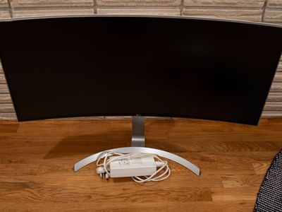 LG 34" Curved Ultrawide Monitor 34CB99-W (USB-C)
