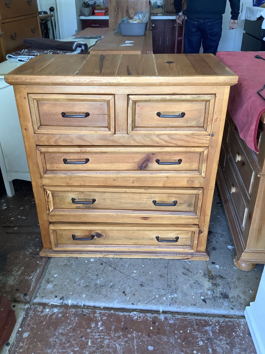 All Wood 5 Drawer Knotty Pine Dresser