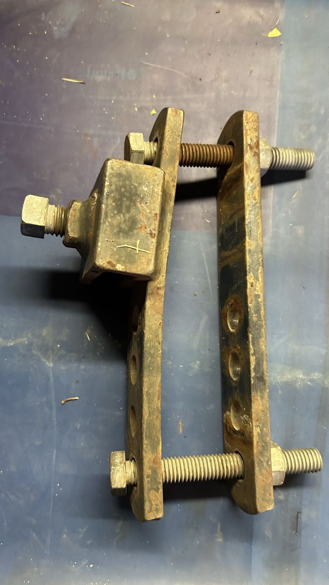 Equalizer hitch parts