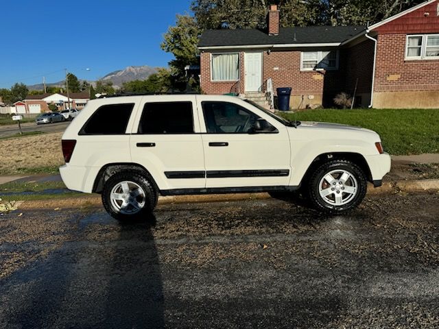 2005 Jeep Grand Cherokee Laredo