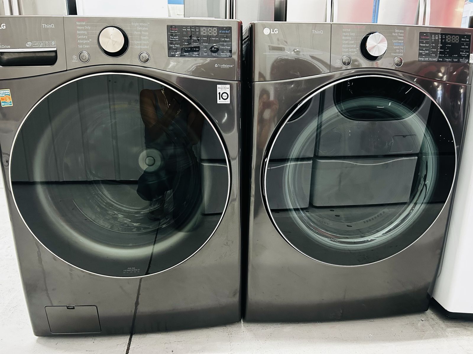 Lg Steam Electric Front Load Set
