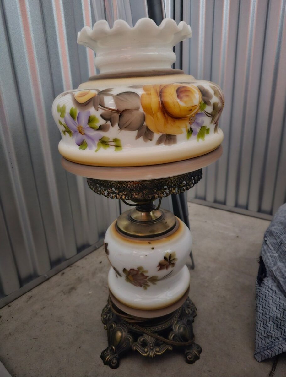 Gone with the wind hurricane lamps **read descript