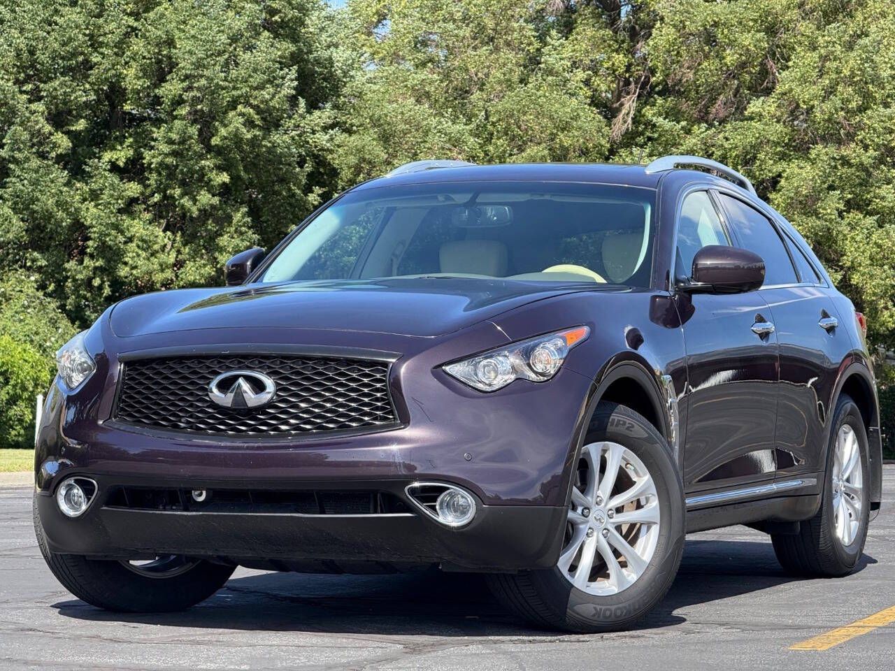 2017 Infiniti QX70 Base